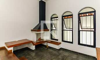 Imagem: Casa à Venda - Água Fria, 3 Quartos, 224