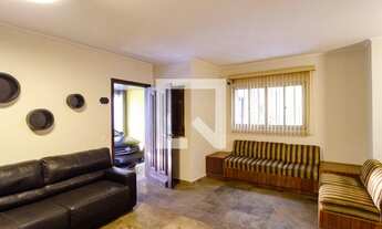 Imagem 2: Casa à Venda - Planalto Paulista, 3 Quartos, 200 m2