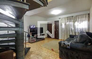 Imagem 2: Casa à Venda - Vila Carrão, 4 Quartos, 330 m2