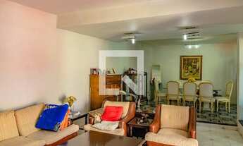 Imagem 2: Casa à Venda - Saúde, 3 Quartos, 300 m2