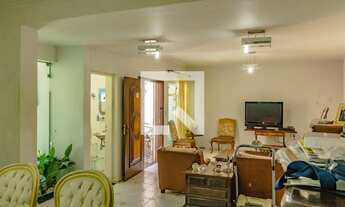 Imagem: Casa à Venda - Saúde, 3 Quartos, 300 m2