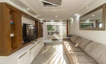 Imagem 5: Casa à Venda - Vila Guilhermina, 3 Quartos, 224 m2