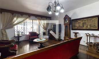 Imagem 2: Casa à Venda - Bosque da Saúde, 3 Quartos, 180 m2