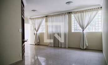 Imagem: Casa à Venda - Campo Belo, 3 Quartos, 230