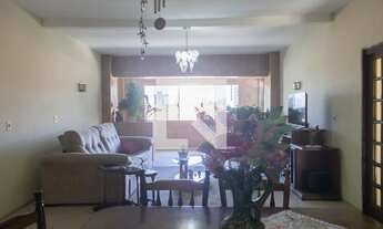 Imagem 2: Casa à Venda - Água Fria, 4 Quartos, 350 m2