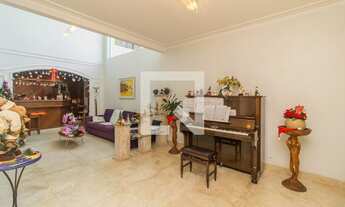 Imagem 2: Casa à Venda - Vila Guilhermina, 4 Quartos, 400 m2