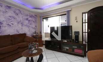 Imagem 2: Casa à Venda - Sapopemba, 3 Quartos, 200 m2