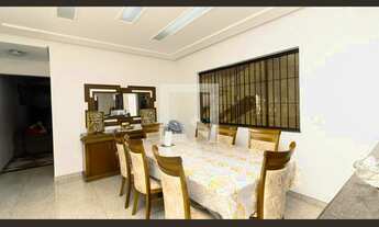 Imagem 7: Casa à Venda - Jardim Brasília, 3 Quartos, 270 m2