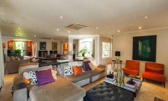 Imagem: Casa à Venda - Alto de Pinheiros, 4 Quartos