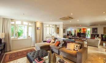 Imagem 2: Casa à Venda - Alto de Pinheiros, 4 Quartos, 493 m2