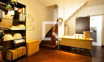 Imagem 2: Casa à Venda - Vila Mariana, 2 Quartos, 240 m2