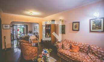 Imagem 2: Casa à Venda - Chácara Inglesa, 4 Quartos, 198 m2