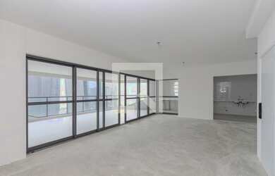 Imagem 2: Apartamento à Venda - Chácara Santo Antonio, 3 Quartos, 227 m2