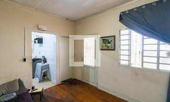 Imagem 2: Casa à Venda - Chácara Inglesa, 4 Quartos, 70 m2