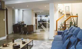 Imagem 7: Casa à Venda - Água Fria, 3 Quartos, 287 m2