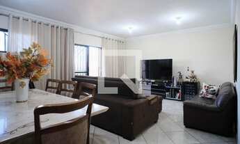 Imagem 3: Casa à Venda - Artur Alvim, 4 Quartos, 320 m2