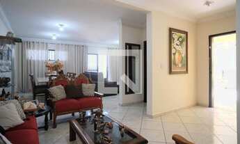 Imagem: Casa à Venda - Artur Alvim, 4 Quartos