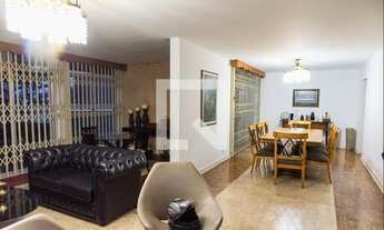 Imagem: Casa à Venda - Vila Mariana, 5 Quartos