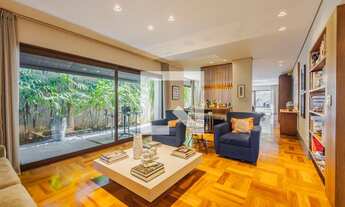 Imagem: Casa à Venda - Alto de Pinheiros, 4 Quartos