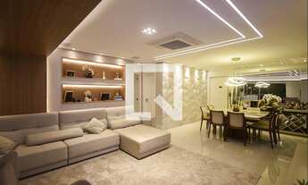 Imagem 2: Apartamento à Venda - Vila Andrade, 3 Quartos, 133 m2