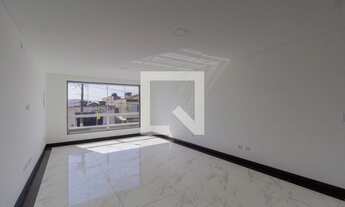 Imagem: Casa à Venda - Vila Ré, 3 Quartos, 430