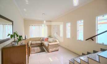 Imagem: Casa à Venda - Vila Carrão, 4 Quartos