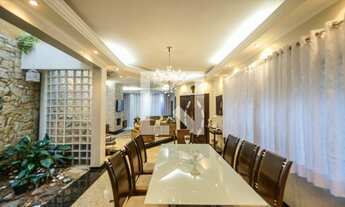 Imagem 7: Casa à Venda - Vila Carrão, 4 Quartos, 357 m2