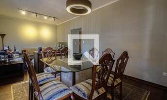 Imagem 7: Casa à Venda - Bosque da Saúde, 3 Quartos, 325 m2