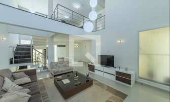 Imagem: Casa à Venda - Bosque da Saúde, 4 Quartos