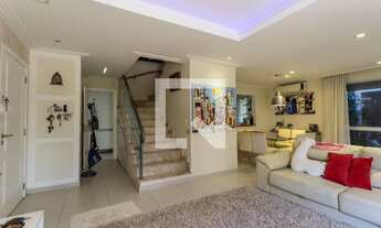 Imagem: Casa à Venda - Moema, 4 Quartos, 210 m2