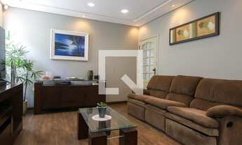 Imagem: Casa à Venda - Sapopemba, 3 Quartos, 300