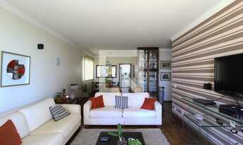 Imagem 7: Apartamento à Venda - Itaim Bibi, 3 Quartos, 211 m2