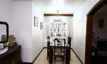 Imagem 4: Casa à Venda - Jardim Taboão, 3 Quartos, 220 m2