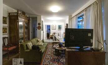 Imagem: Casa à Venda - Moema, 4 Quartos, 220 m2