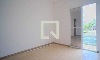 Imagem 5: Casa à Venda - Vila Guilhermina, 2 Quartos, 350 m2