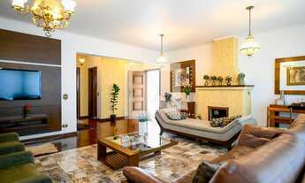 Imagem: Casa à Venda - Bosque da Saúde, 3 Quartos