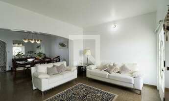 Imagem 4: Casa à Venda - Água Fria, 3 Quartos, 300 m2