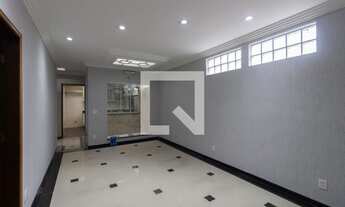 Imagem 3: Casa à Venda - Itaquera, 3 Quartos, 344 m2