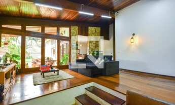 Imagem: Casa à Venda - Interlagos, 4 Quartos, 600