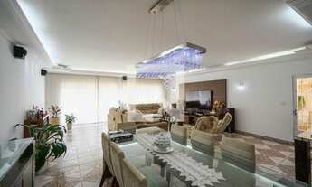 Imagem: Casa à Venda - Vila Carrão, 5 Quartos