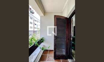 Imagem 7: Casa à Venda - Liberdade, 3 Quartos, 200 m2