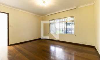 Imagem: Casa à Venda - Bosque da Saúde, 3 Quartos