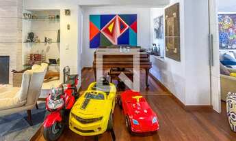 Imagem 4: Casa à Venda - Sumaré, 4 Quartos, 500 m2