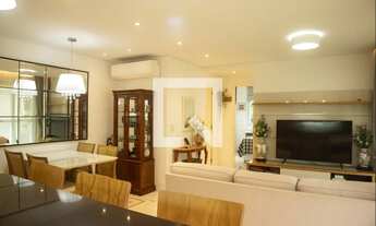 Imagem 2: Apartamento à Venda - Saúde, 3 Quartos, 73 m2