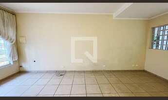 Imagem 3: Casa à Venda - Água Fria, 3 Quartos, 180 m2