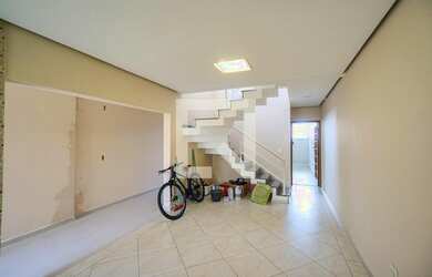 Imagem 3: Casa à Venda - Vila Carrão, 4 Quartos, 300 m2