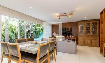 Imagem 3: Casa à Venda - Santo Amaro , 4 Quartos, 300 m2