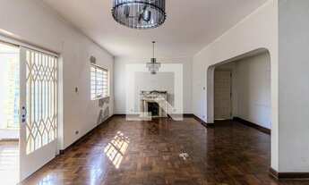 Imagem: Casa à Venda - Pacaembu, 3 Quartos, 477