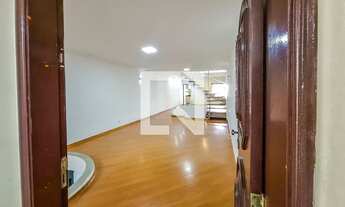 Imagem 2: Casa à Venda - Cambuci, 4 Quartos, 220 m2