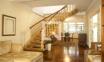 Imagem 1: Casa à Venda - Planalto Paulista, 4 Quartos, 282 m2